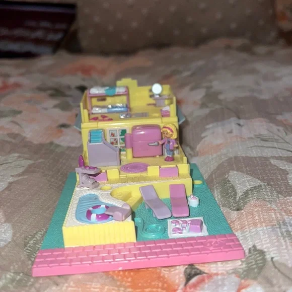 polly pocket Toys Vintage Polly Pocket Summer House Poshmark